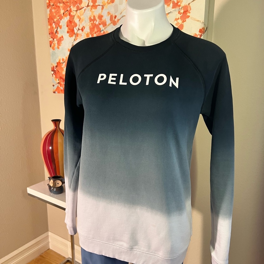 Peloton crew sweatshirt - size small - Picture 2 of 4